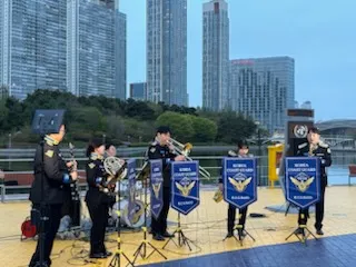 오프닝