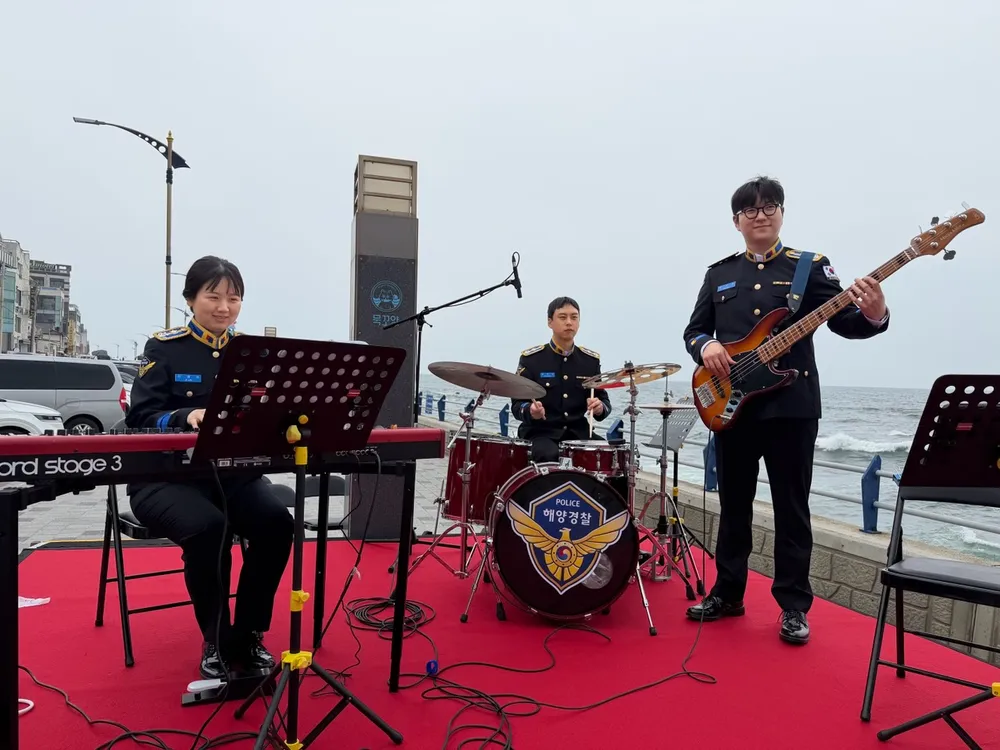 트리오 사진